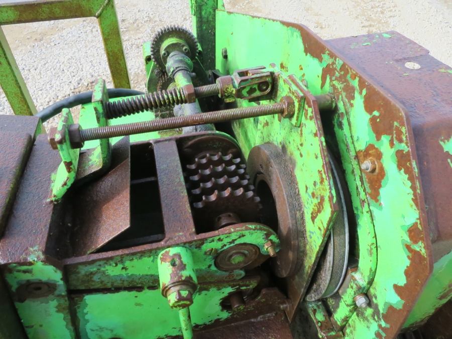 4320 Tumoba Broussel sprout harvester stationary