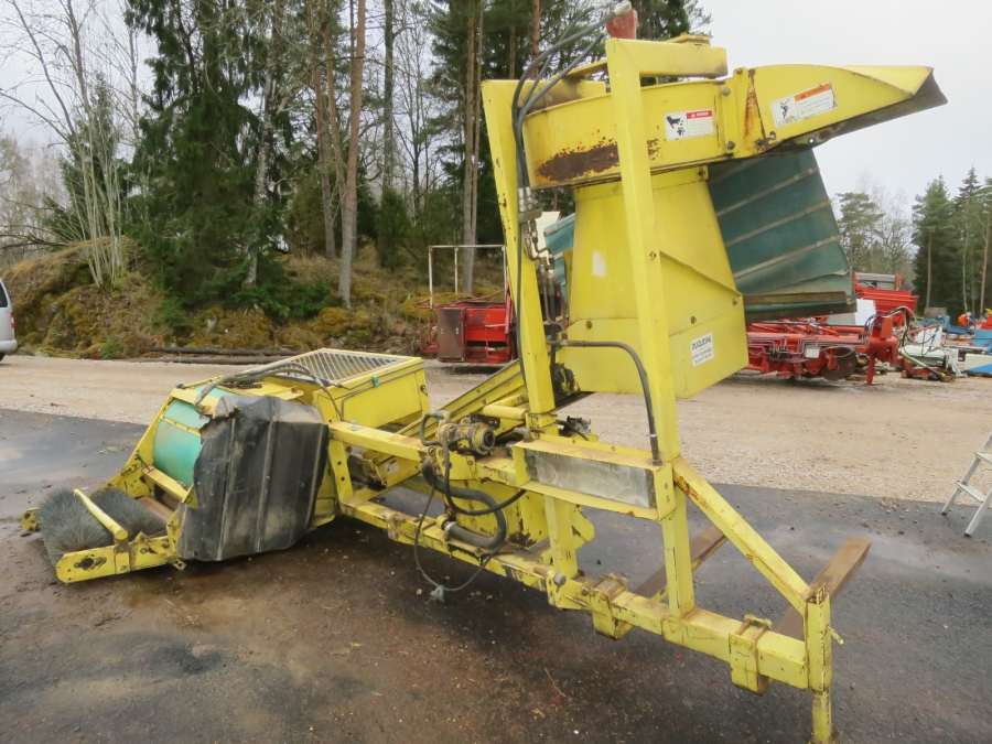 4335 Pixall green bean harvester