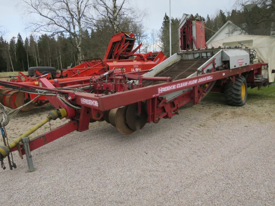 4341 Reekie Clean Flow 2000 potato harvester