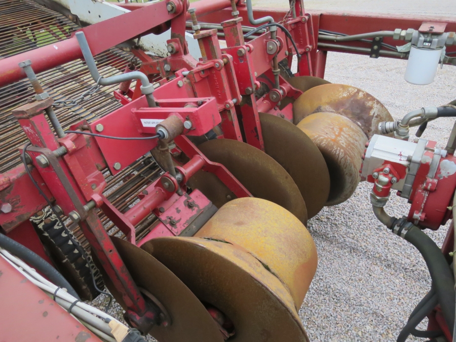 4341 Reekie Clean Flow 2000 potato harvester