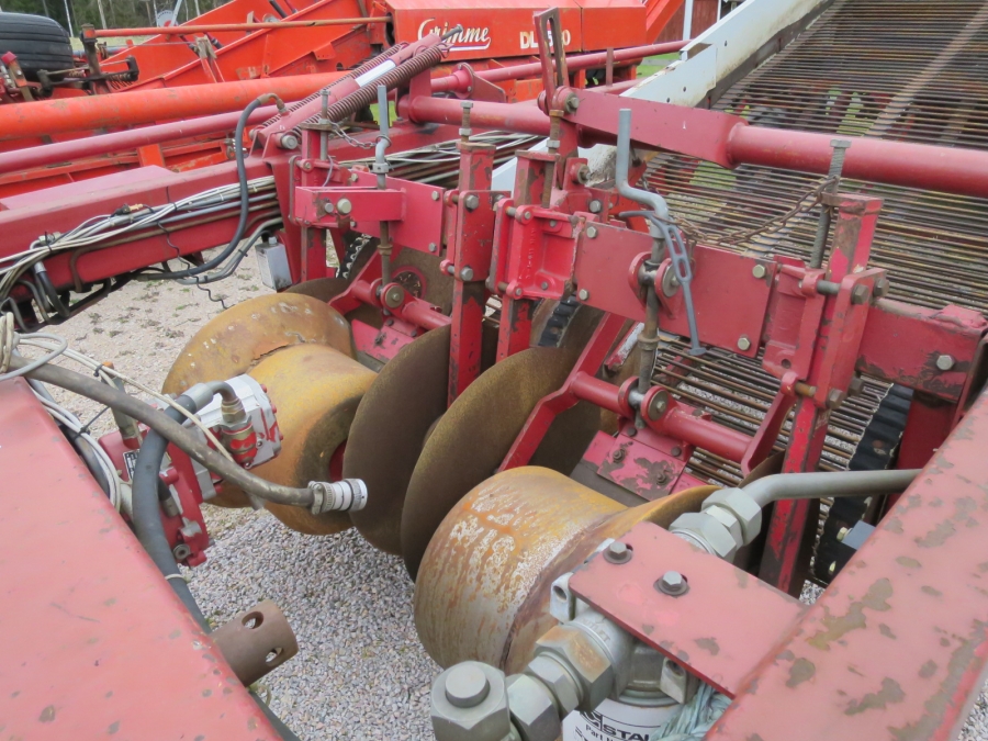 4341 Reekie Clean Flow 2000 potato harvester