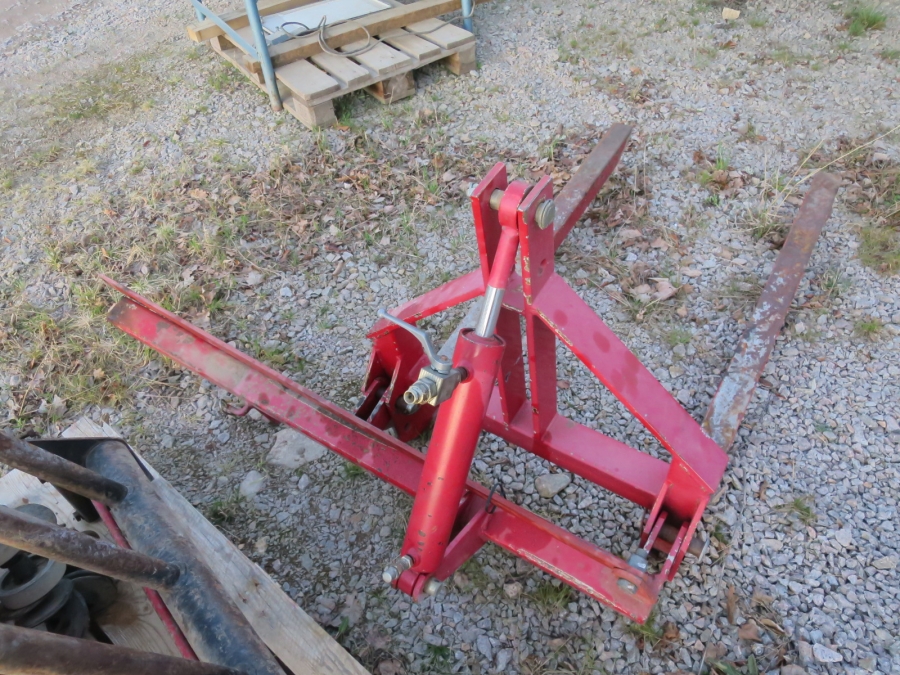 4343 Juko SUPERMIDI potato harvester mounted for box