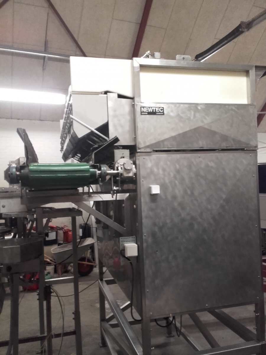 4349 Newtec 2009XB computer Weigher