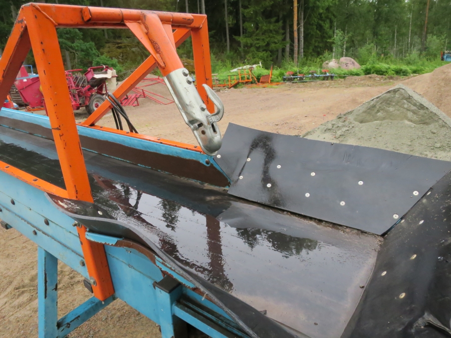 4366 EMVE plain conveyor 8000x550 mm