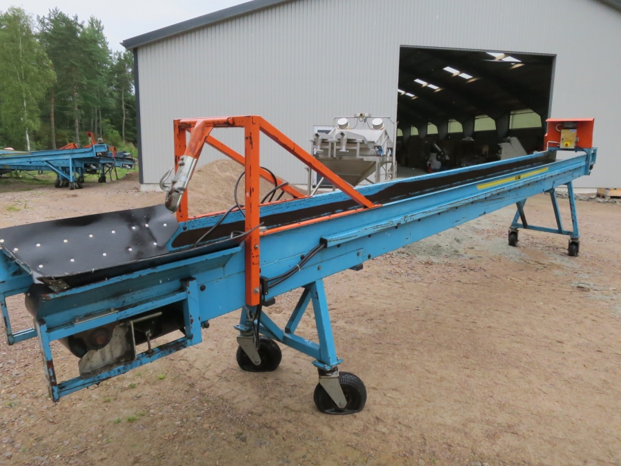 4366 EMVE plain conveyor 8000x550 mm