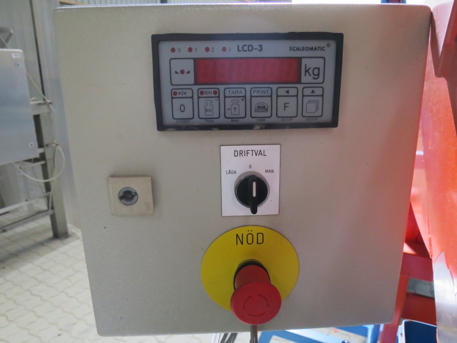 4367 EMVE automatic weigher for carrots, potatoes etc