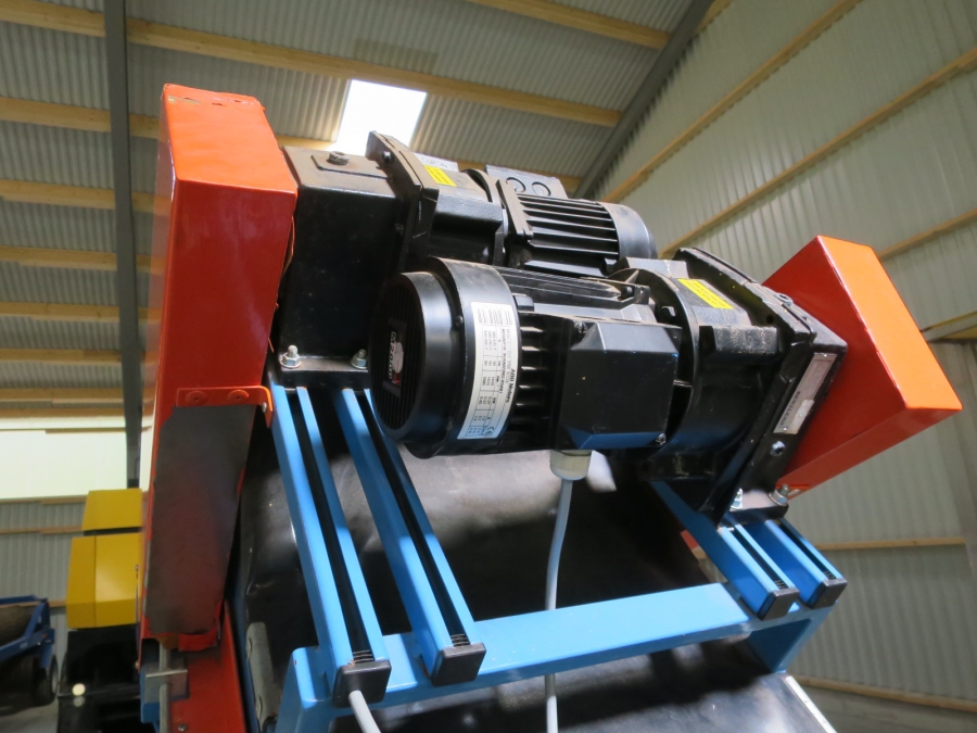 4367 EMVE automatic weigher for carrots, potatoes etc
