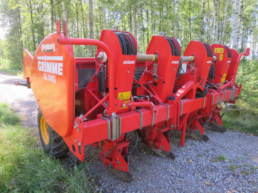 4374 Grimme GL34KG potato planter 4 row