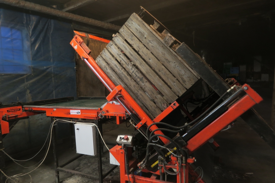 4387 Perfect apple grading line