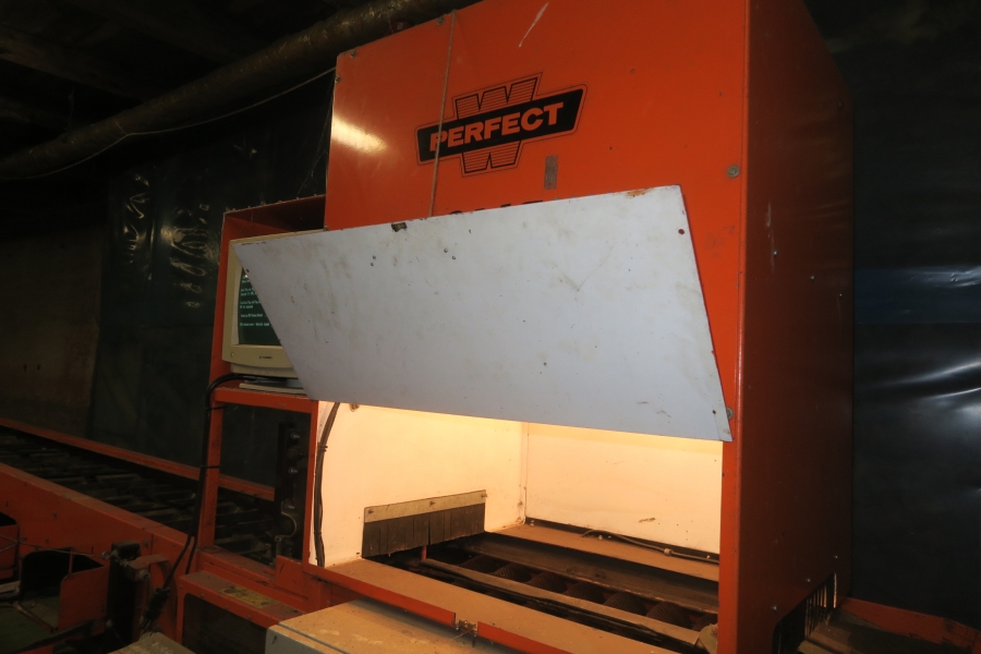 4387 Perfect apple grading line