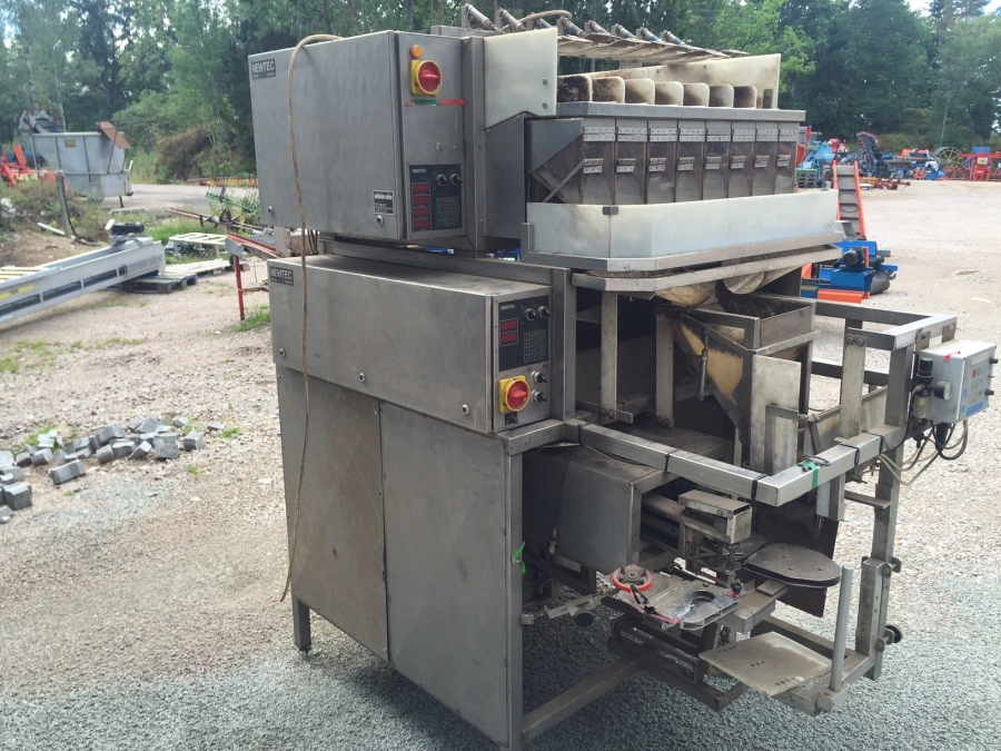 4405 NEWTEC 2000 / G45 weigher and bagger for carrots