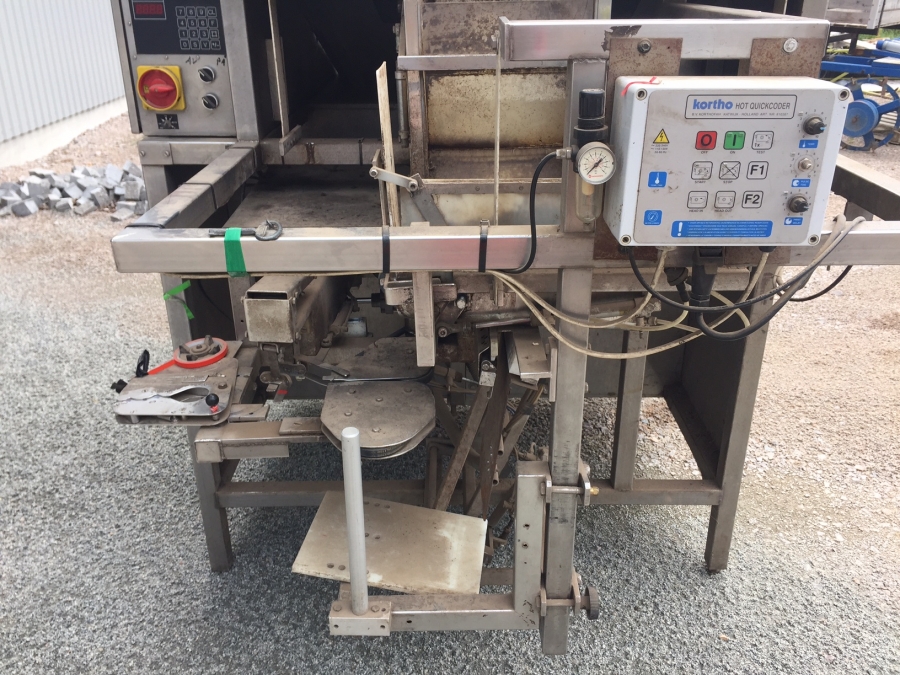 4405 NEWTEC 2000 / G45 weigher and bagger for carrots