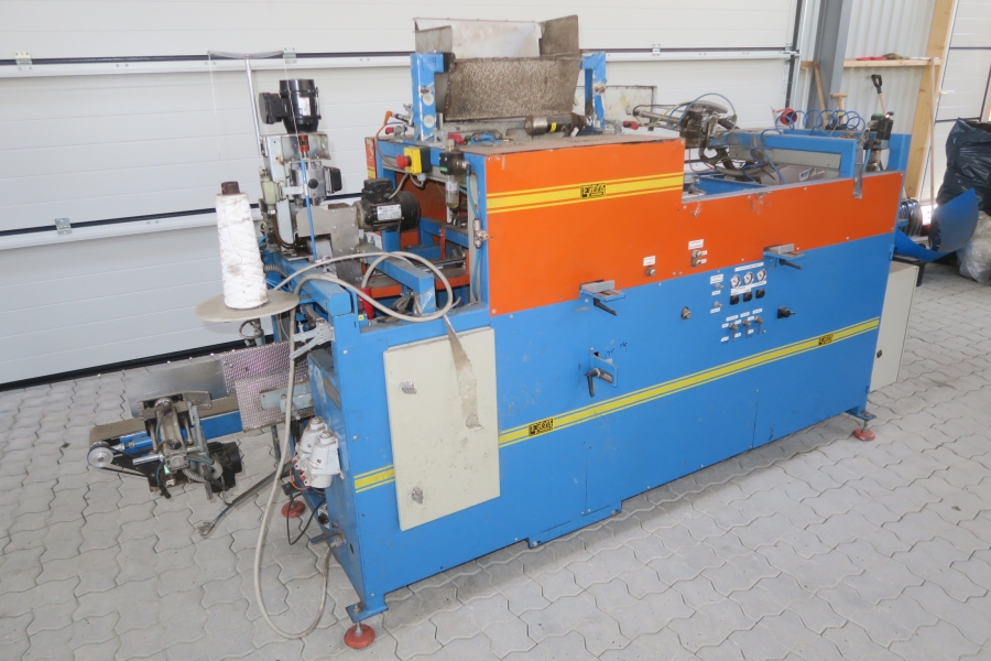 4407  EMVE BE5000 paper bagger