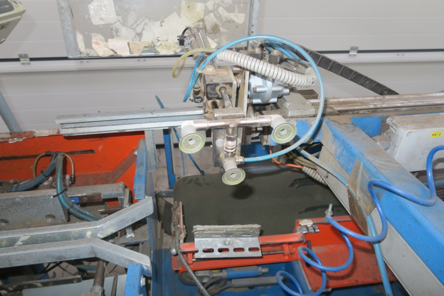 4407  EMVE BE5000 paper bagger