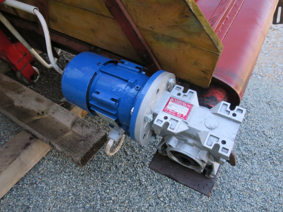 4421 Miedema soil removal roller cleaner