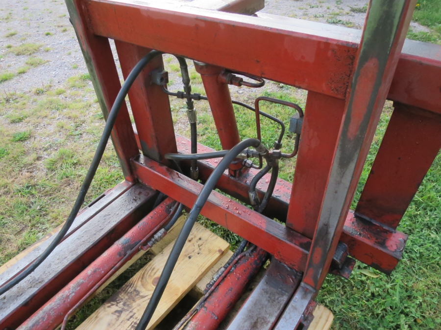 4432 Box turner for forklift