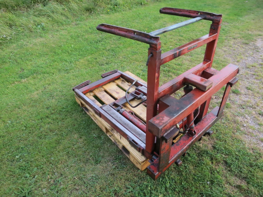 4432 Box turner for forklift