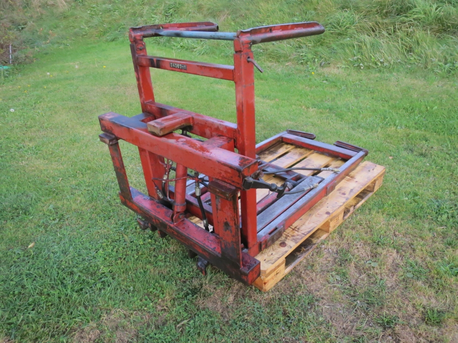 4432 Box turner for forklift