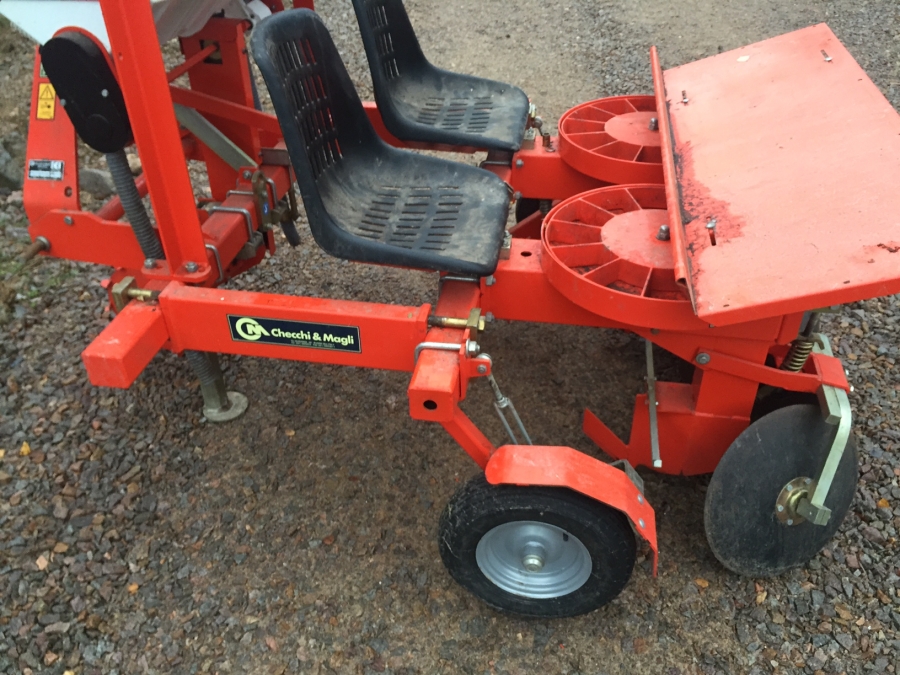 4447 Checchi & Magli potato planter F300L