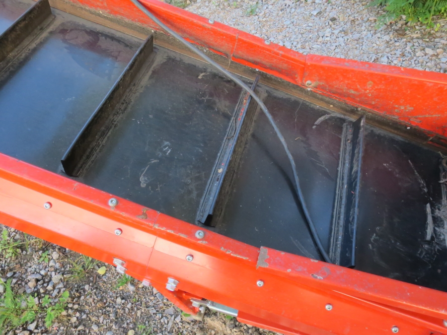 4457 EKKO conveyor 2400x400