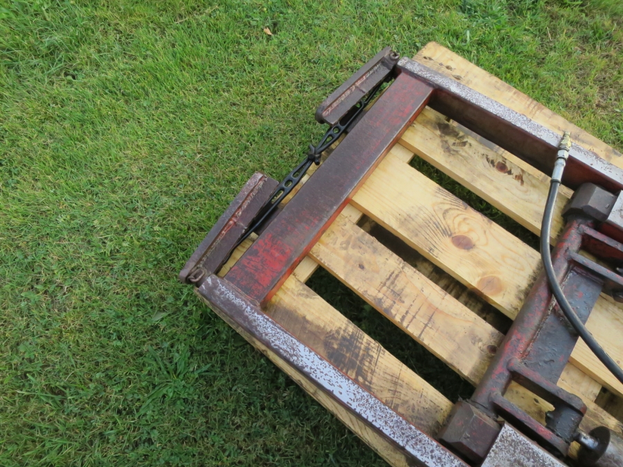 4495 box turner hydraulic for fork lift or tractor etc 