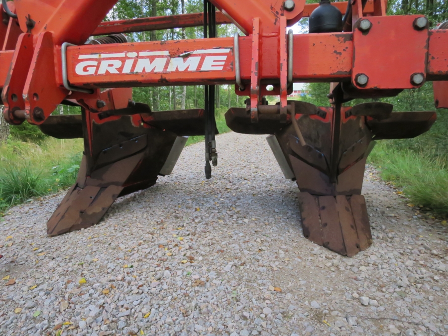 4513 Grimme bed plough Shapeformer