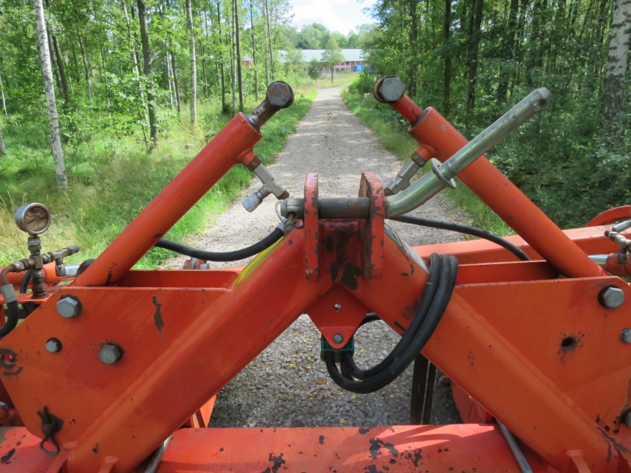 4513 Grimme bed plough Shapeformer