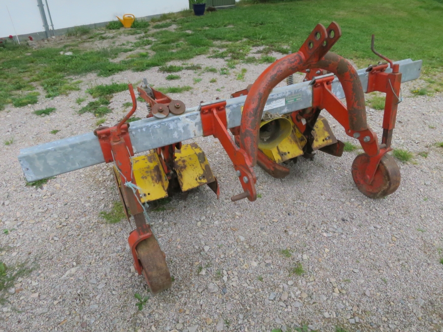 4519 Breviglieri 2 row interrow tillers, row tiller harrow