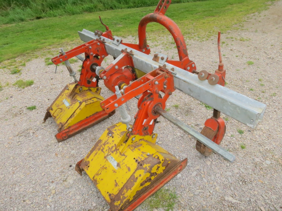 4519 Breviglieri 2 row interrow tillers, row tiller harrow