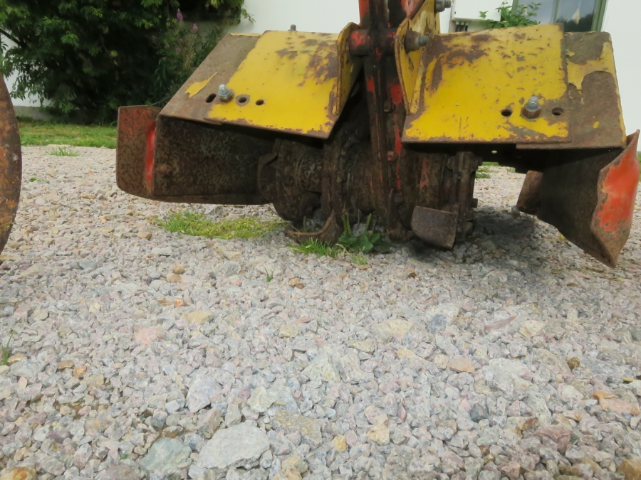 4519 Breviglieri 2 row interrow tillers, row tiller harrow