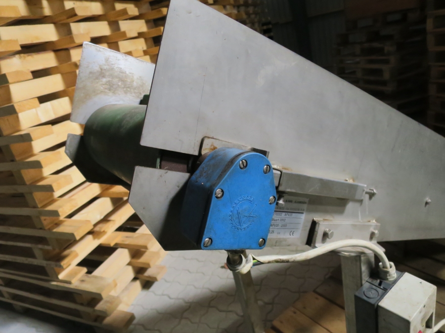 4538 Vanhemens Conveyor elevator bag conveyor
