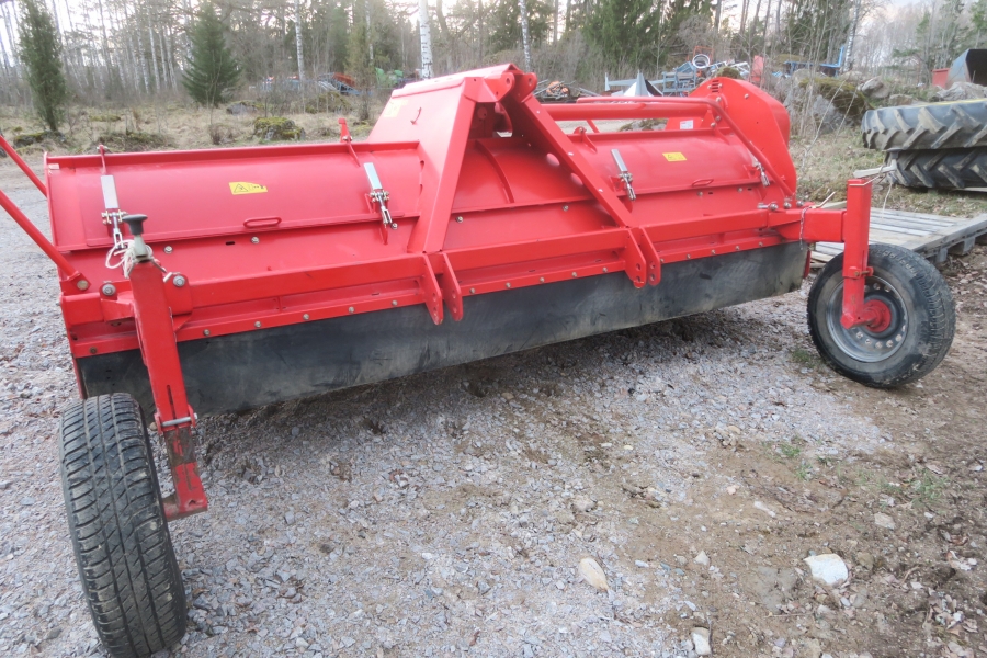 4579 Grimme KS75-4 haulm chopper