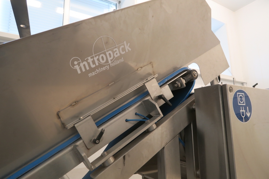 4593 GKS complete packaging line with vertical bagger, weigher etc