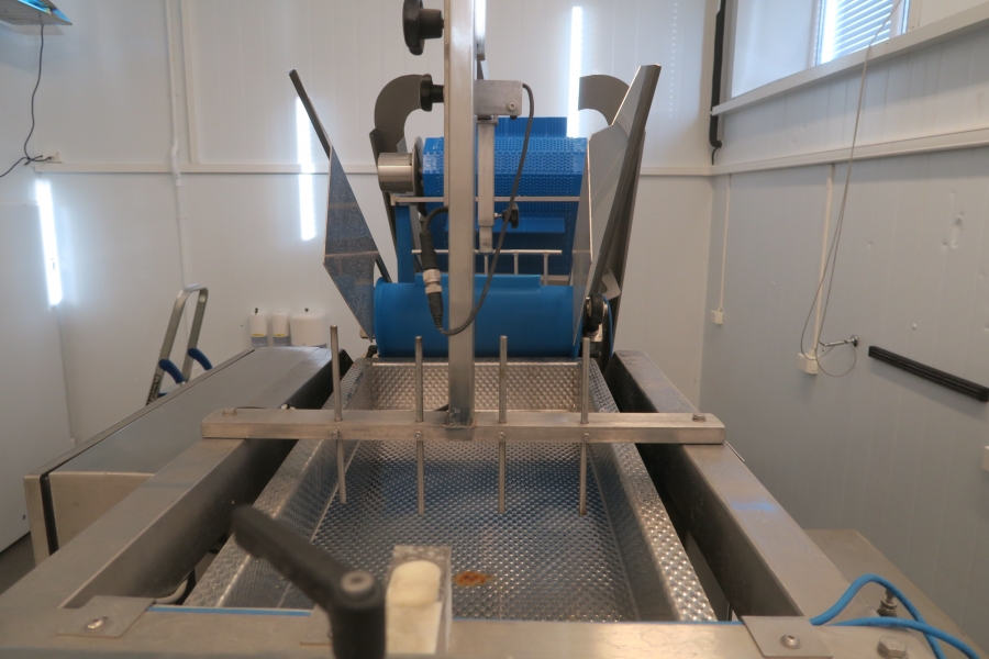 4593 GKS complete packaging line with vertical bagger, weigher etc