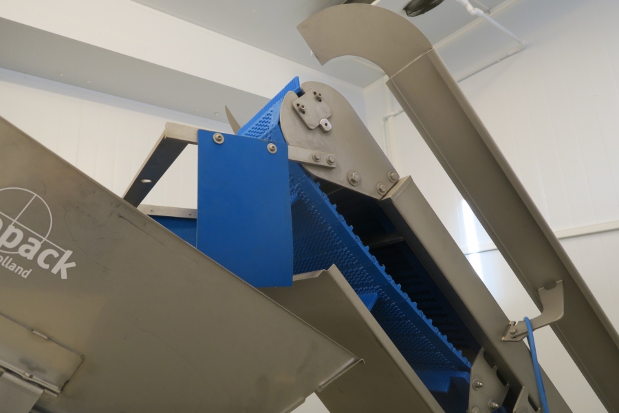 4593 GKS complete packaging line with vertical bagger, weigher etc