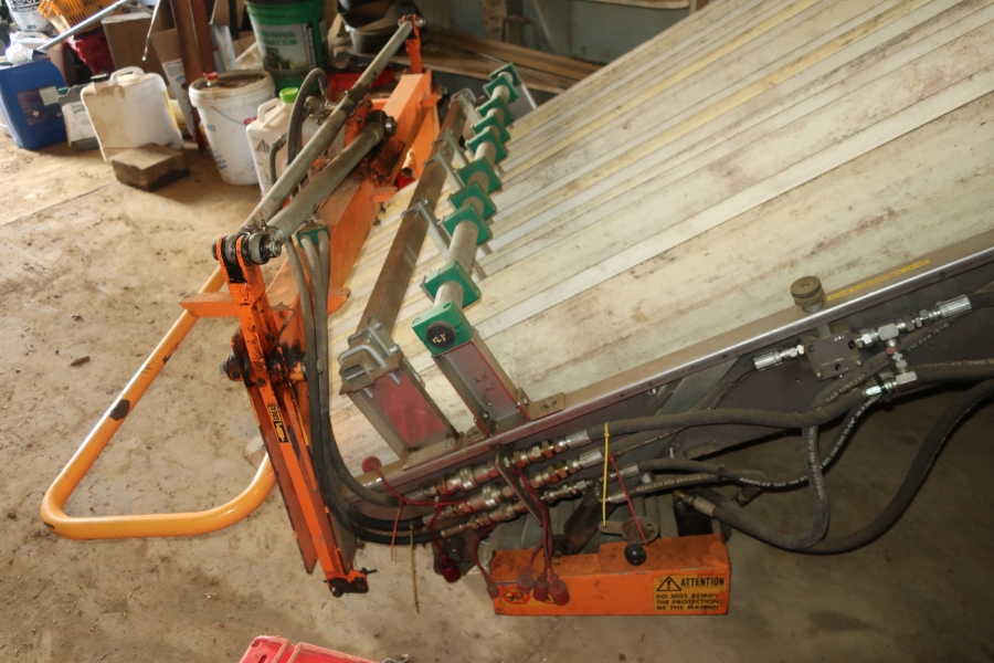 4604 Ortomec corn salad harvester