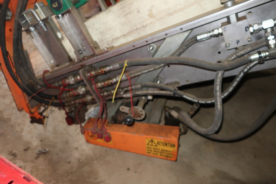 4604 Ortomec corn salad harvester
