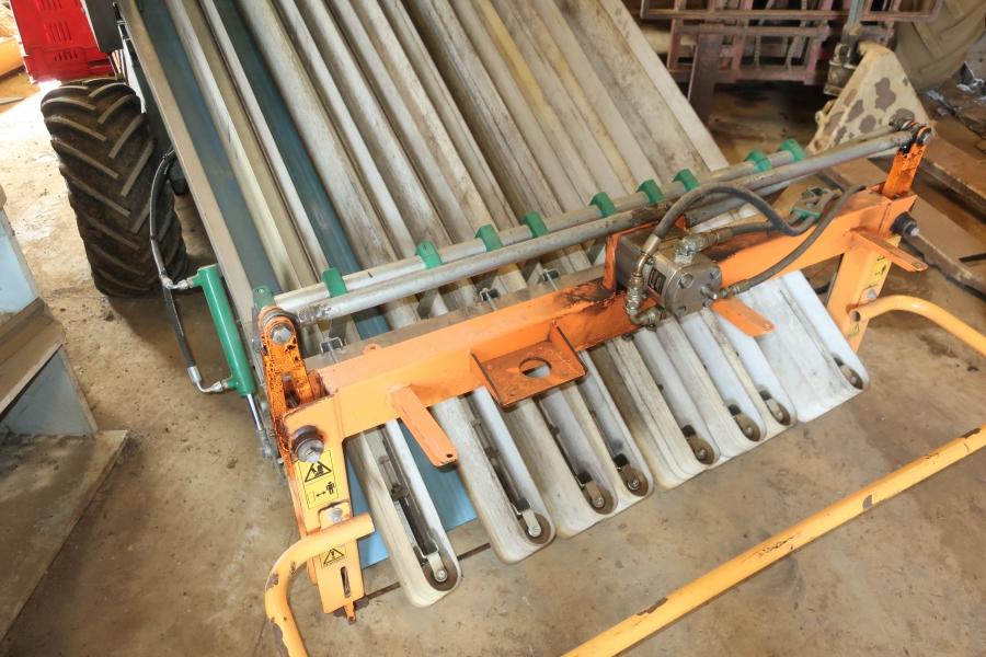 4604 Ortomec corn salad harvester