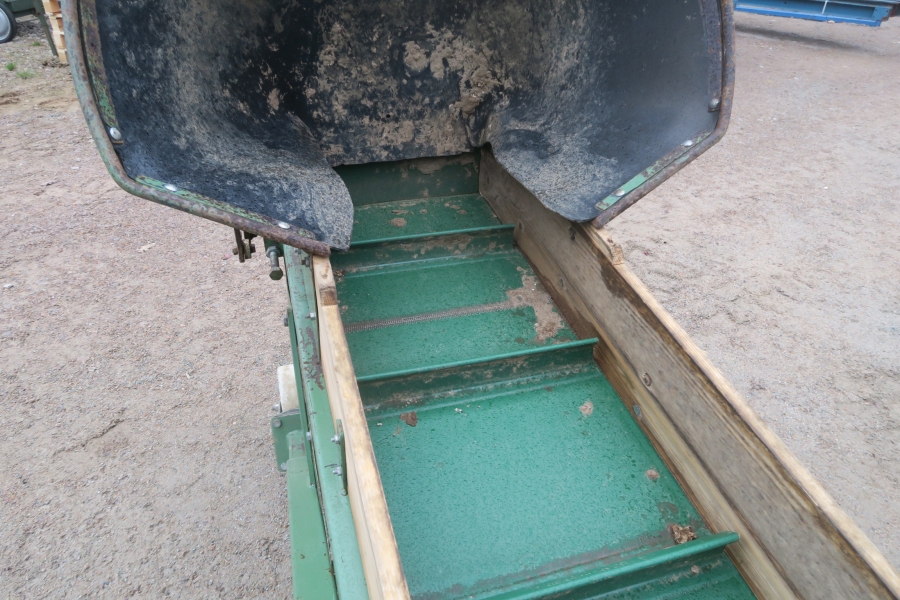 4605 Schouten Kwartet Potato grader