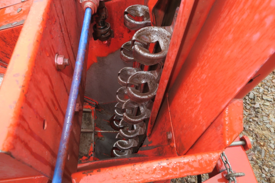 4611 Kverneland Underhaug 1300 potato planter