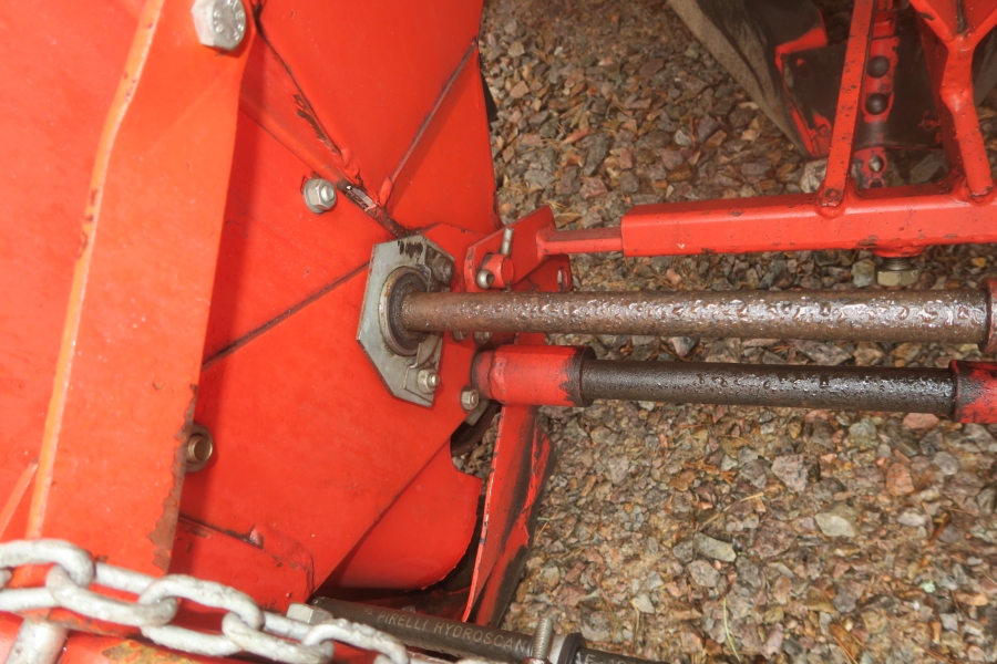 4611 Kverneland Underhaug 1300 potato planter