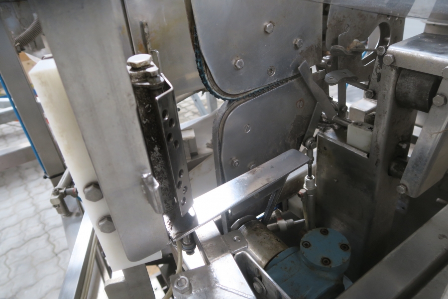 4616  Newtec 2009G Computer weigher for carrots