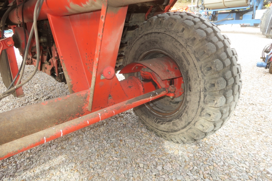 4618 Grimme SE75-40 potato harvester