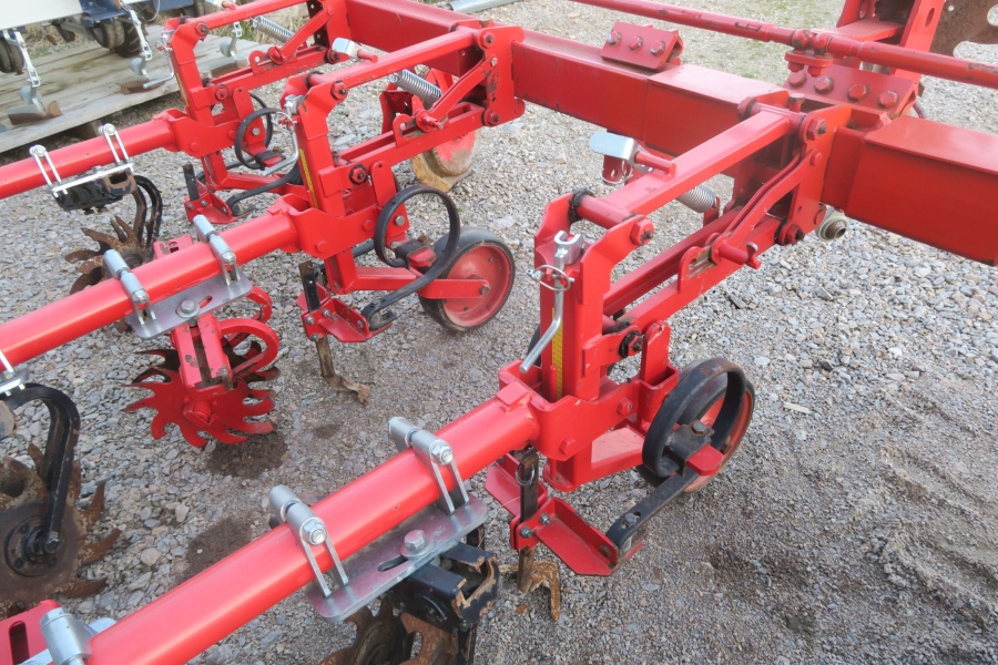 4619 Einbock Rollstar EKR -4 Row 