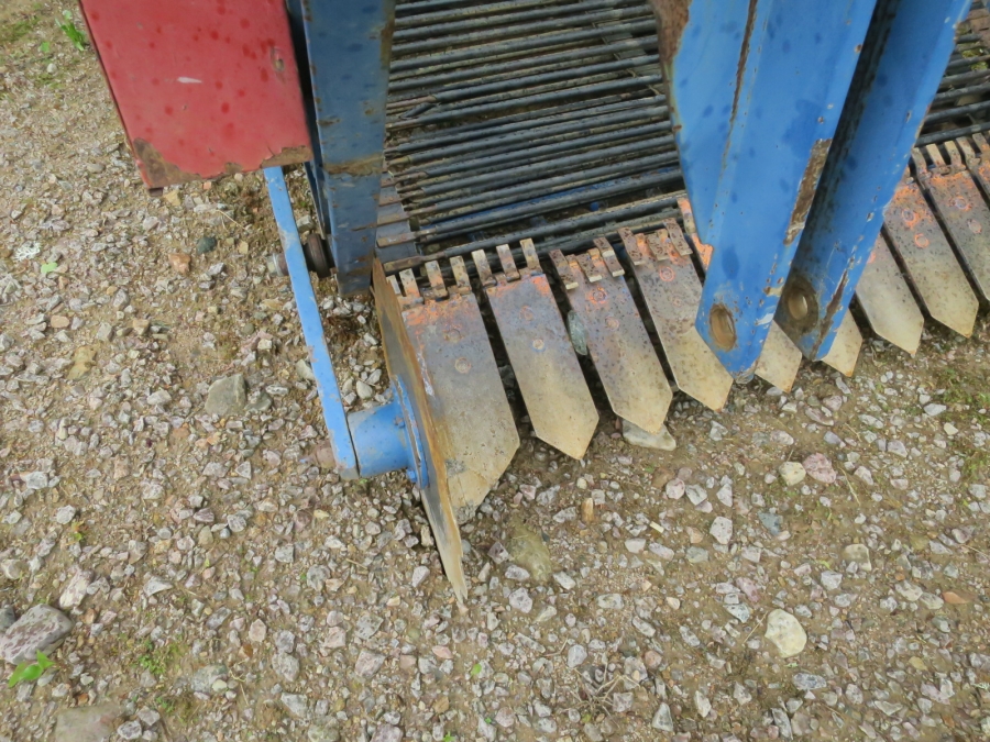 4650 Asa-Lift onion windrower 1350 mm