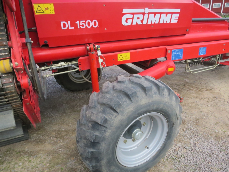 4653 Grimme DL1500 2 row with Elevator