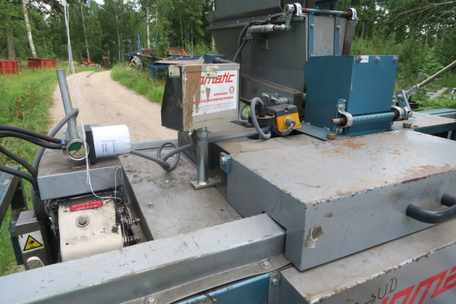 4664 Upmatic 4115 paper bagger for paper bags
