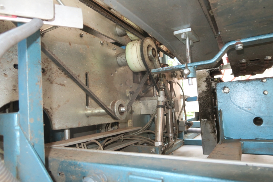4664 Upmatic 4115 paper bagger for paper bags