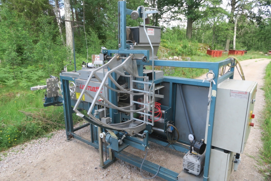 4664 Upmatic 4115 paper bagger for paper bags