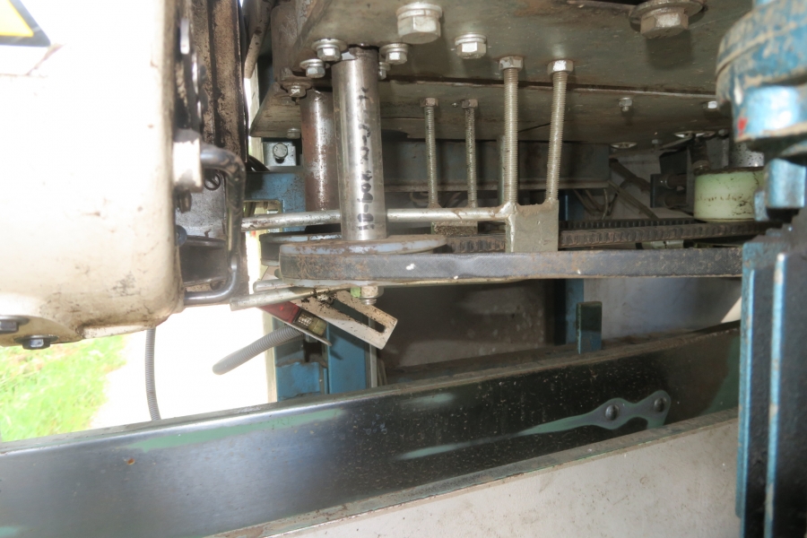 4664 Upmatic 4115 paper bagger for paper bags